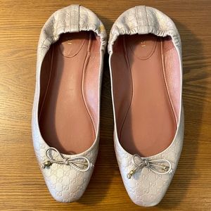 Gucci flats